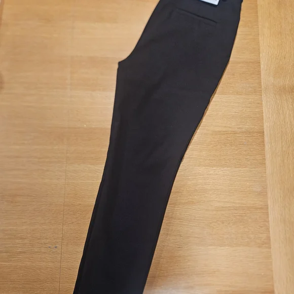 LOFT Black Skinny Pants - Picture 3 of 3